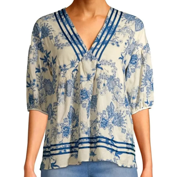 Sui by Anna Sui Tops - Sui By Anna Sui Natural Blue Women's Embroidered V-Neck Top